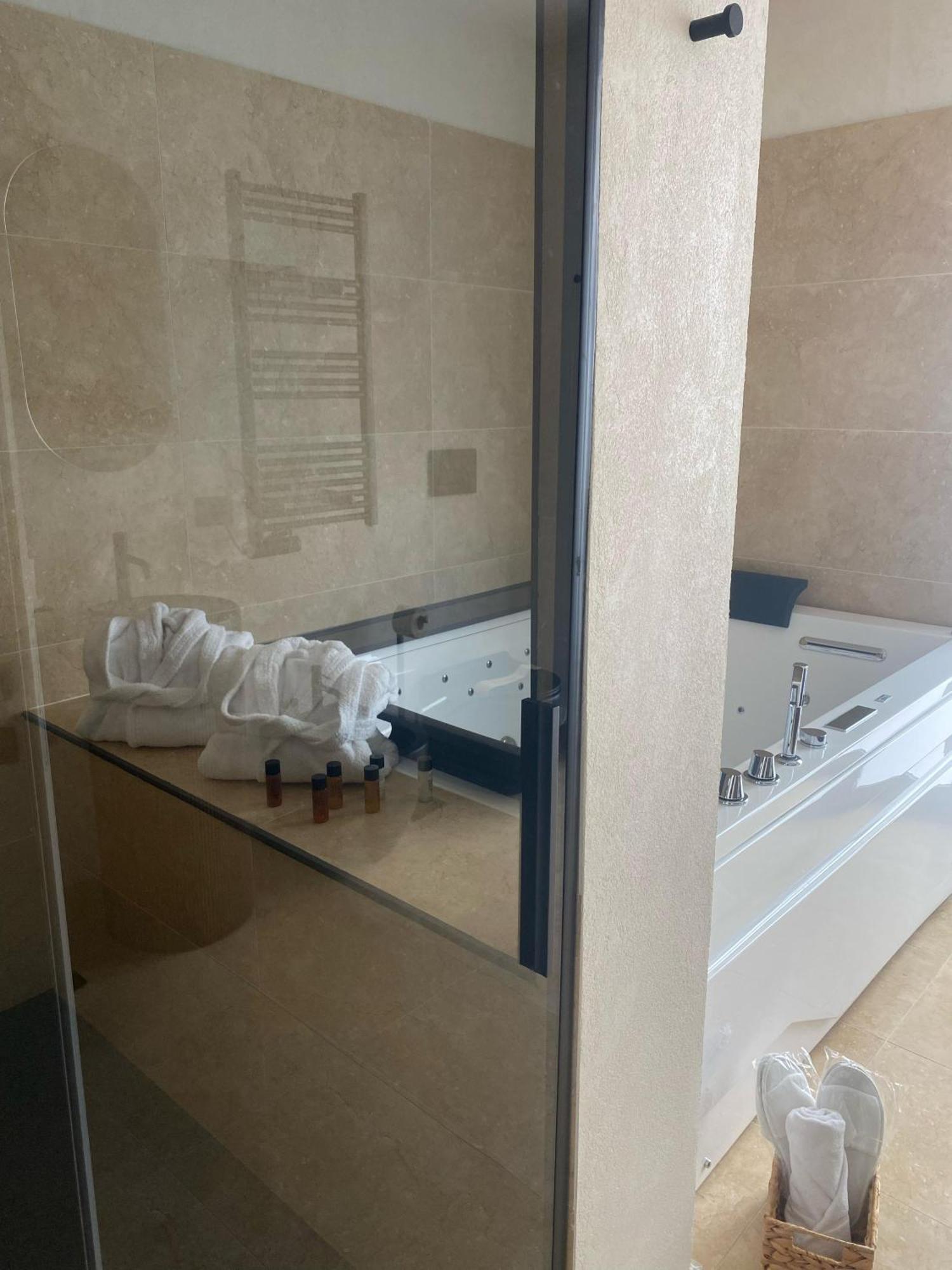 Taga Suites Catania-Fontanarossai nemzetközi repülőtér Kültér fotó
